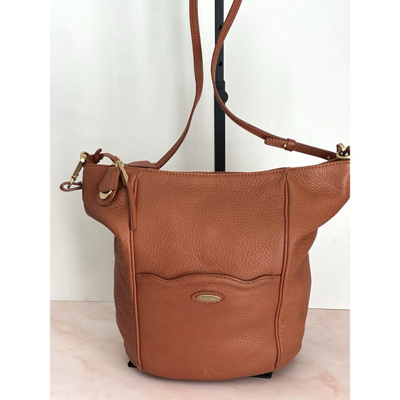 Tahari Bucket Handbag Women’s Tahari Leather Crossbody Bucket Shoulder Handbag - Picture 14 of 16